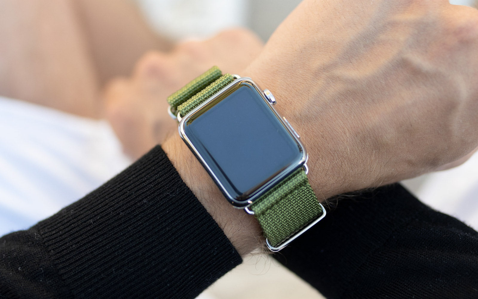 What Makes the NATO the Perfect Strap for Your Apple Watch