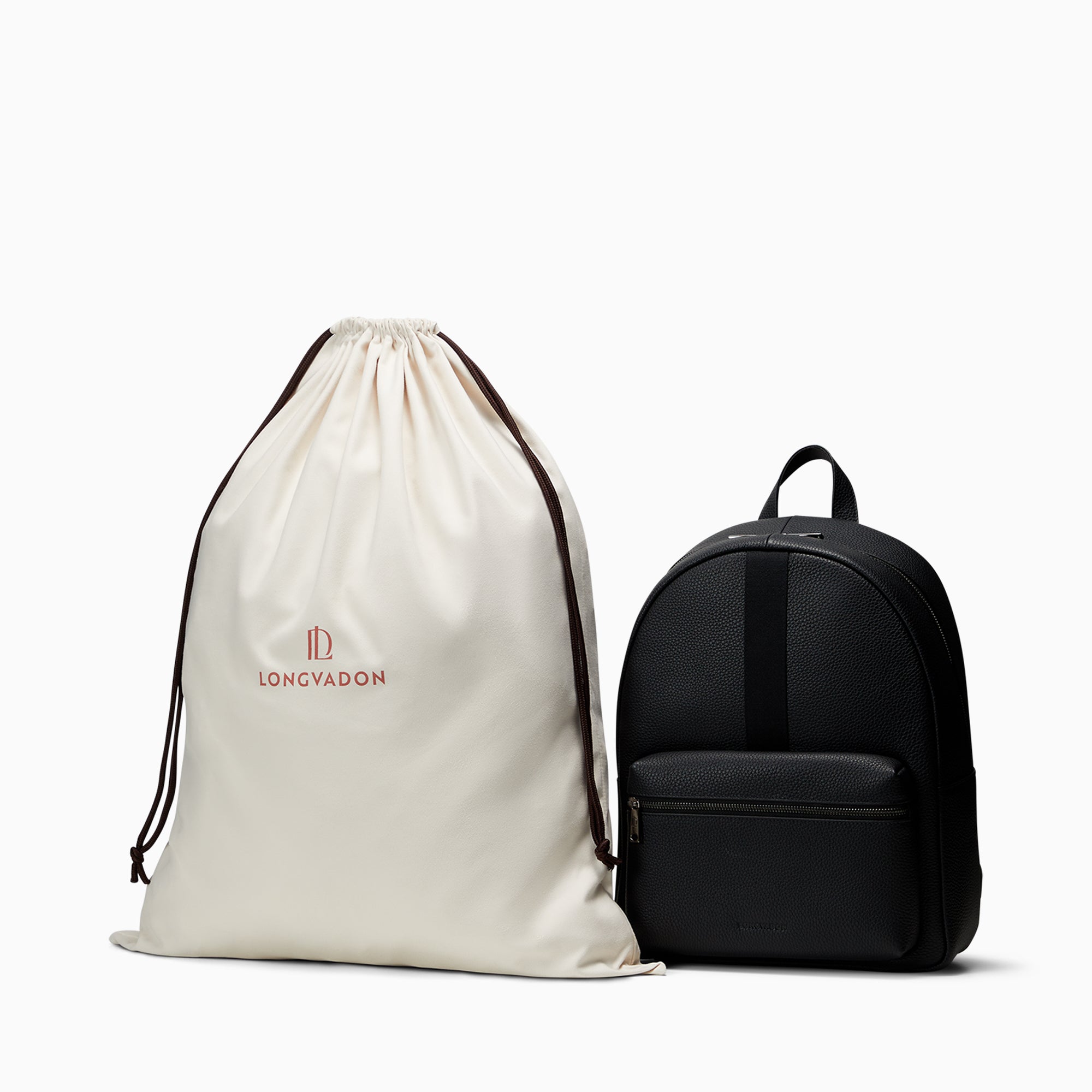 Essential Backpack in Pebbled Leather | Noir Mat