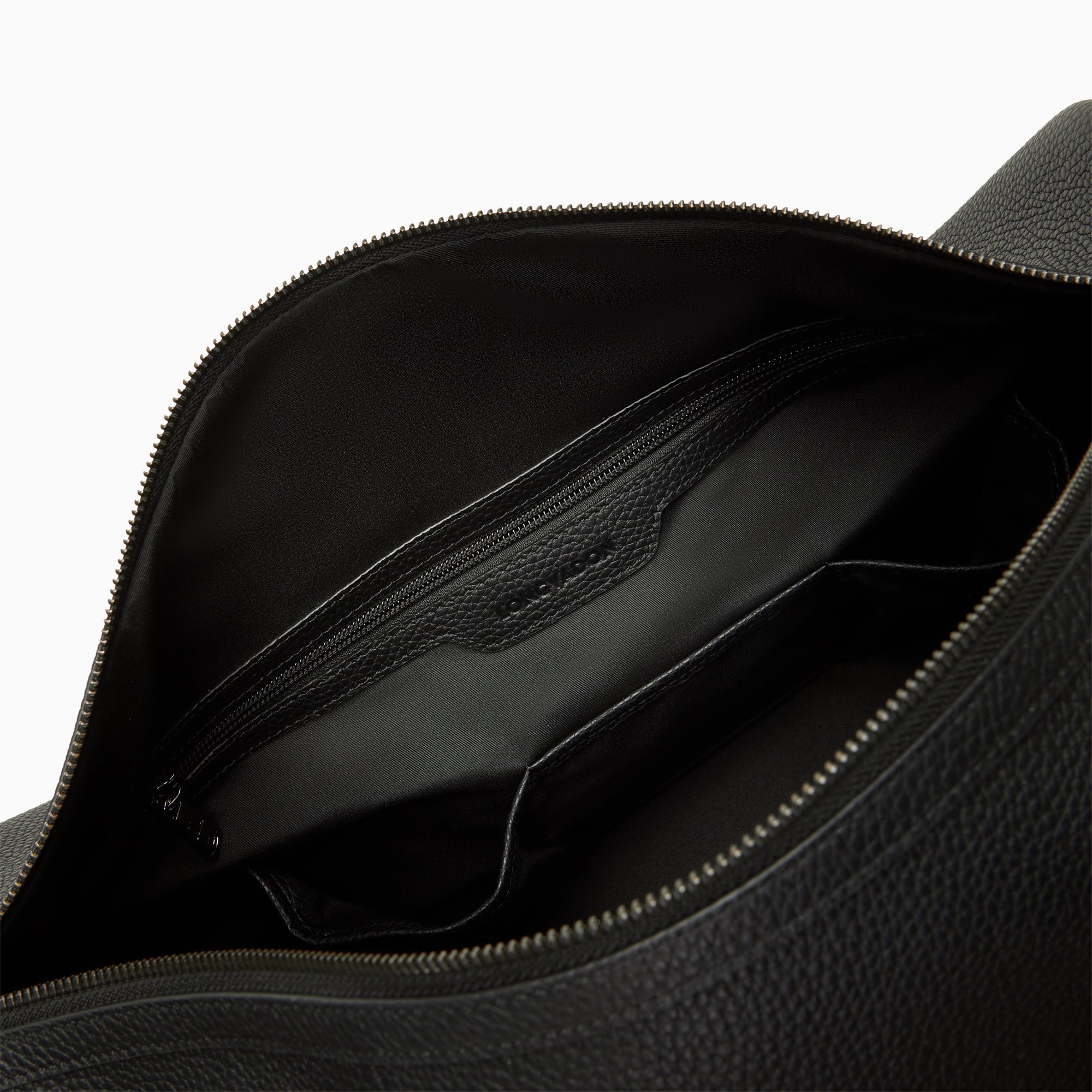 Continental Weekender Bag in Pebbled Leather | Noir