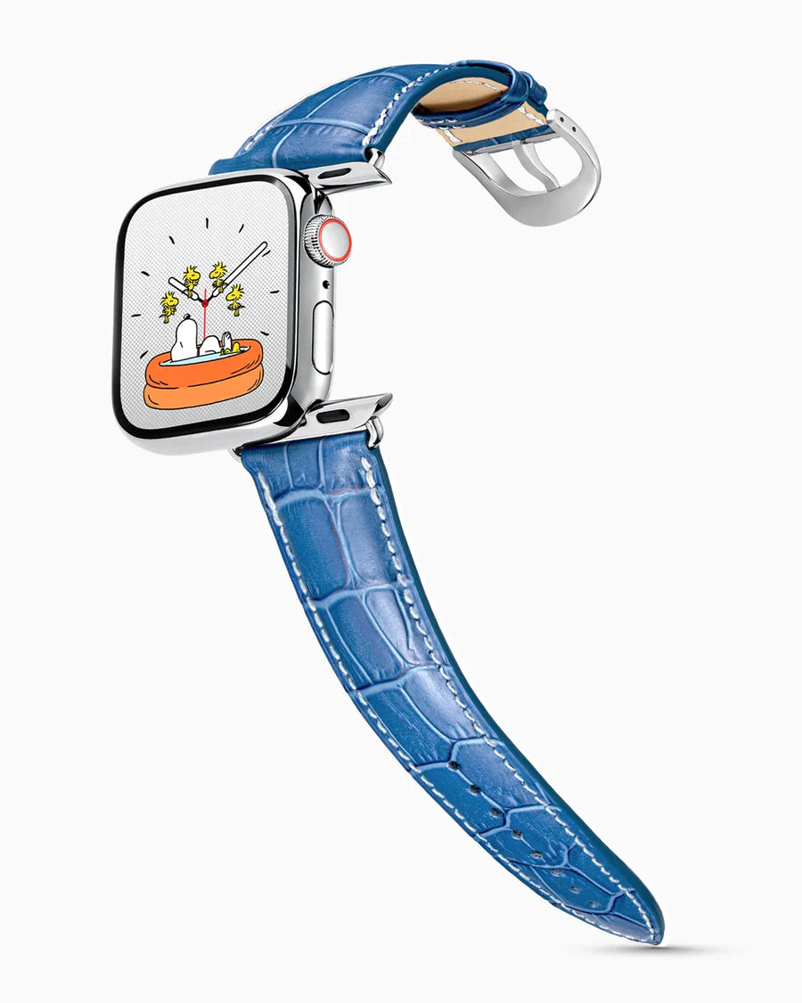 Caiman Series 3 luxury Apple Watch leather band on a Series 9 Apple Watch