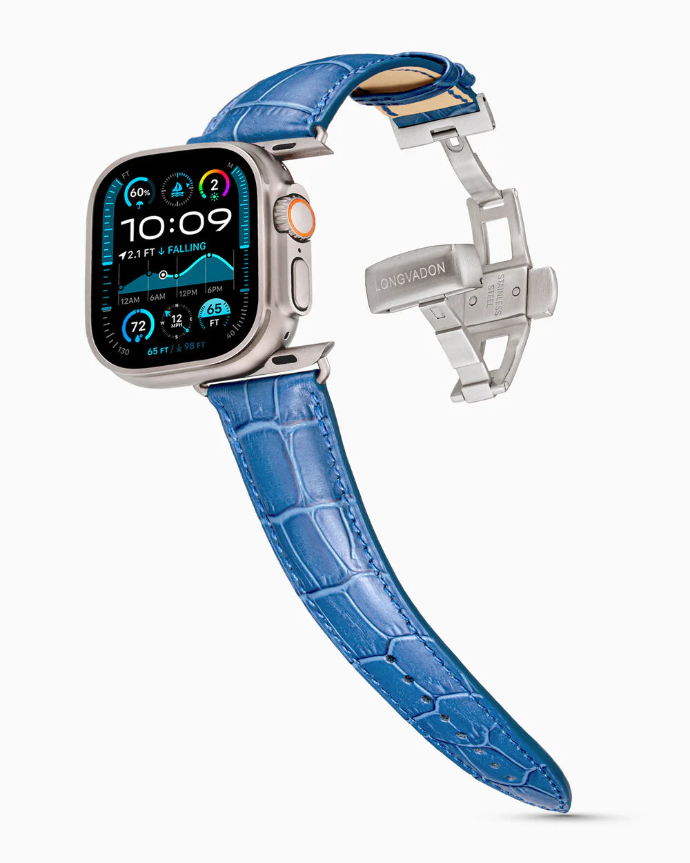 Caiman Series 3 | Bleu Marine Mat on an Apple Watch Ultra in Natural Titanium, brushed silver clasp